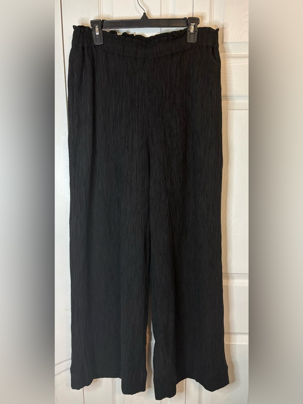 Banana Republic Large Crinkle Crepe Black Flowy Wide-Leg Women's Pants